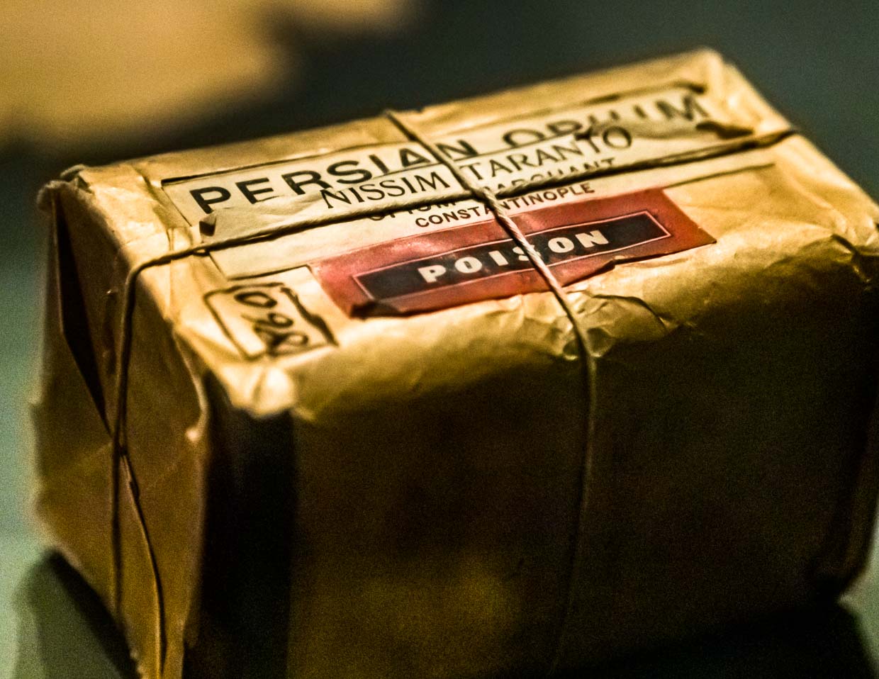 Originalverpackung von persischem Opium, wie Nietzsche es konsumierte / © Foto: Georg Berg