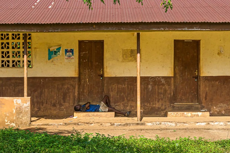 Wake me up when September ends (Banana Island, Sierra Leone) / © Photo : Georg Berg