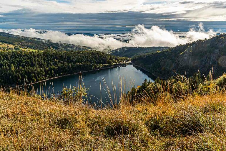 Randonnées autour des trois lacs de Kaysersberg. Ici au Lac Blanc / © Photo : Georg Berg