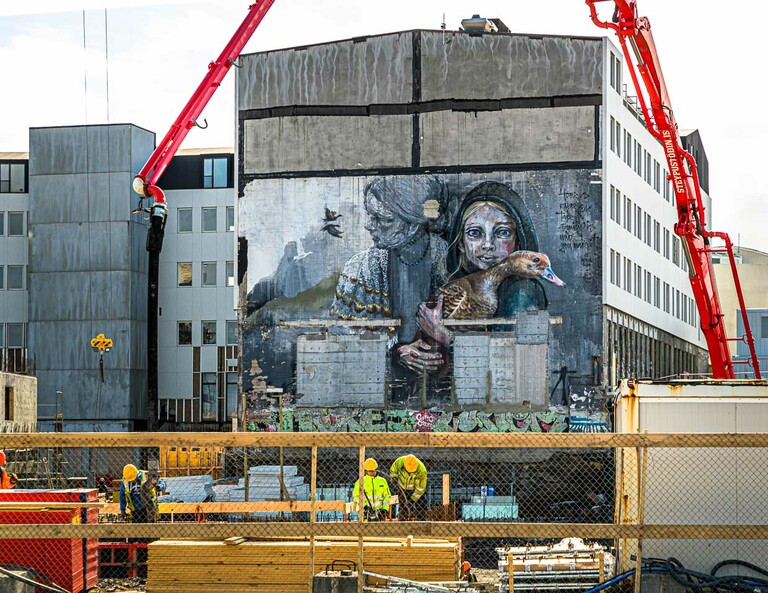 Le progrès est sans pitié. La patrie, c'est là où l'on va. La famille, c'est ce que l'on en fait soi-même. / © Photo : Georg Berg