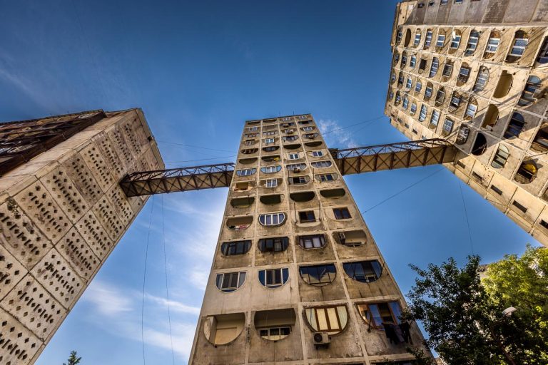Des ponts à une hauteur vertigineuse sont la marque de fabrique du Tbilisi Skybridge / © Photo : Georg Berg